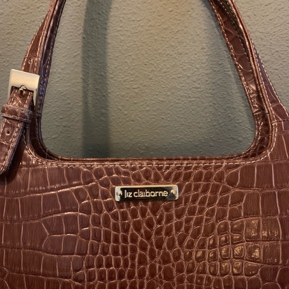 Gorgeous Vintage Alligator Embossed Liz Claiborne - Picture 3 of 7